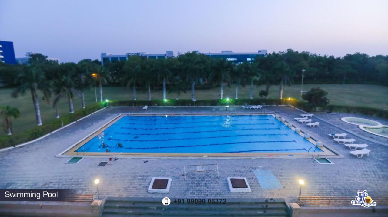 Infocity Club And Resort กันตินาการ์ ภายนอก รูปภาพ